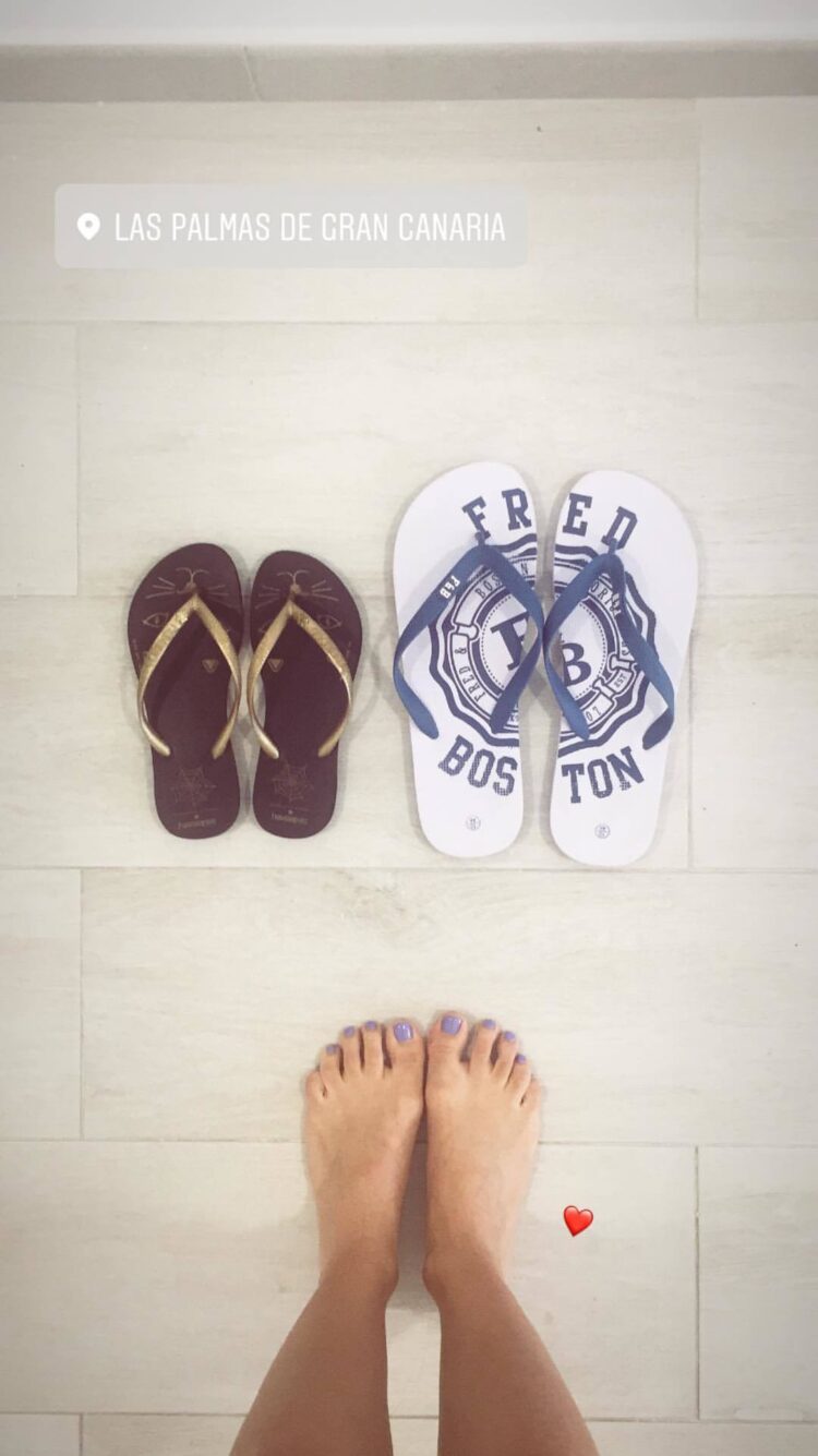 jennifer veal feet 3