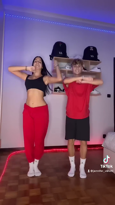 jennifer veratti feet 5