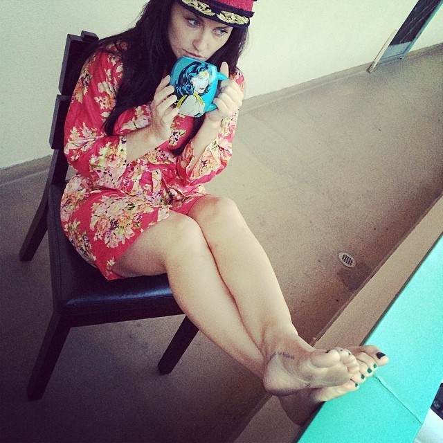 jennifer wenger feet