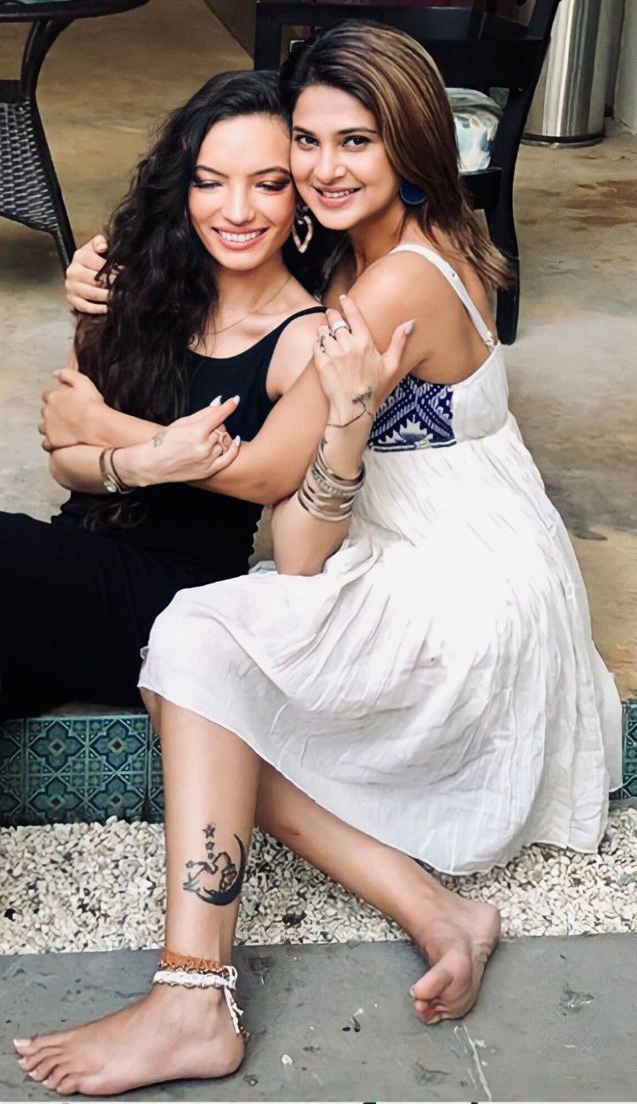 jennifer winget feet 5