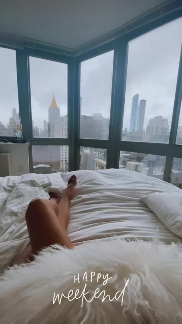 jennifer yepez feet 4