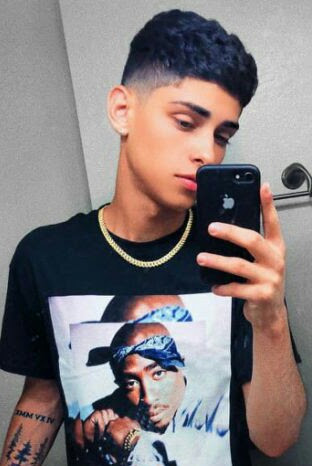 jennishka roman feet 5