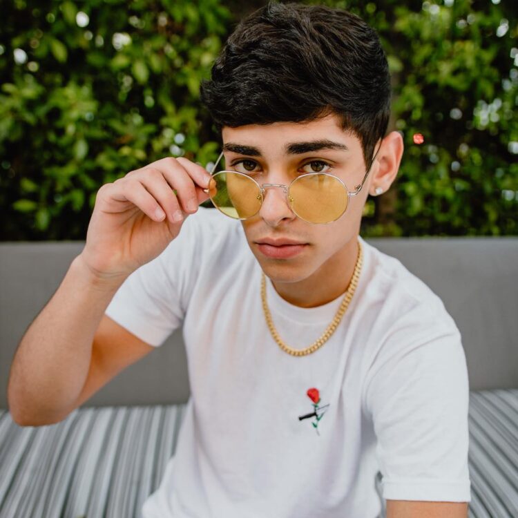 jennishka roman feet