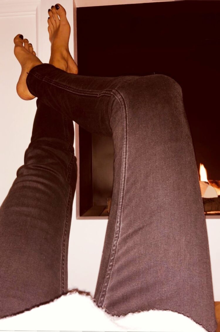 jenny balatsinou feet