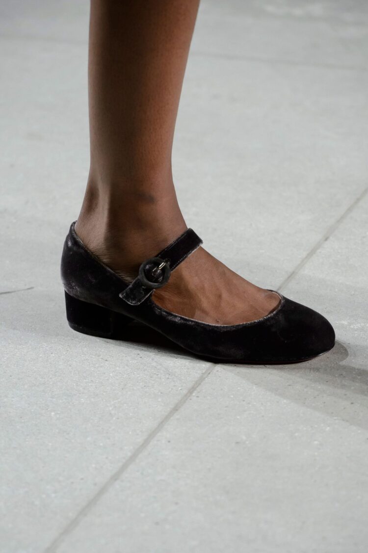 jenny packham feet 1 scaled