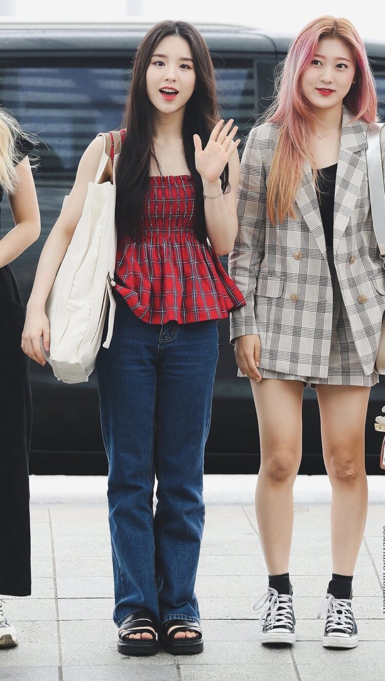 jeon hee jin feet 4