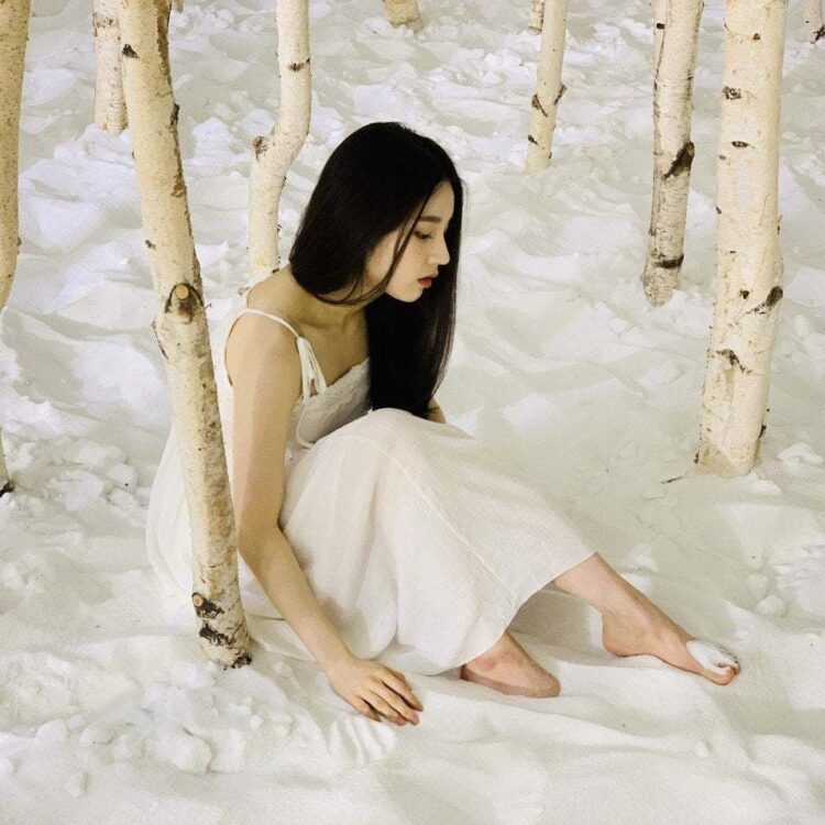 jeon hee jin feet