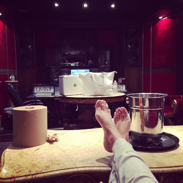 jery sandoval feet 4