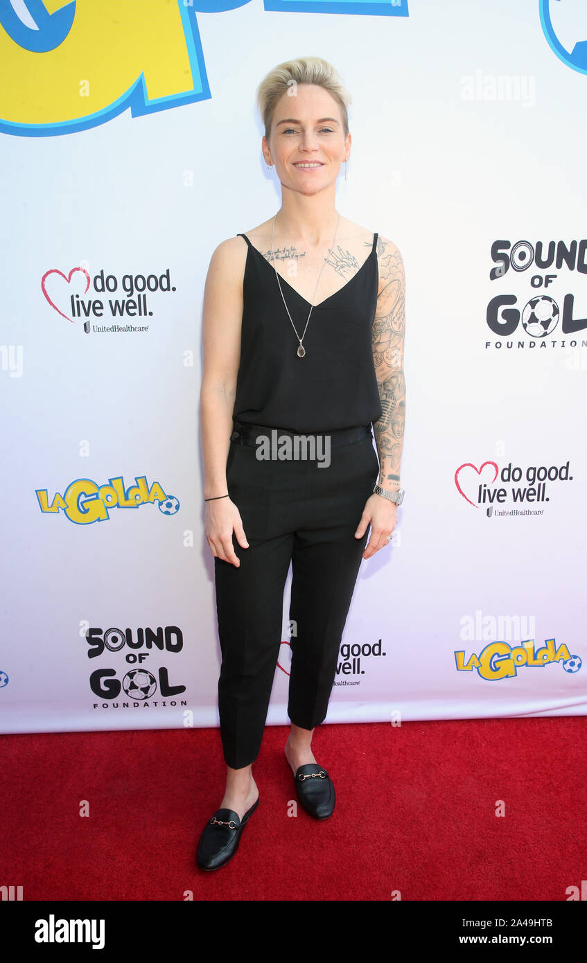 jess fishlock feet 5