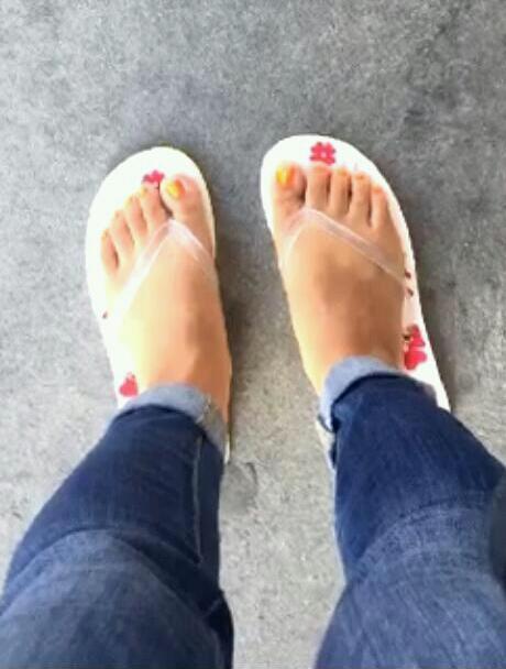 jess lizama feet 3
