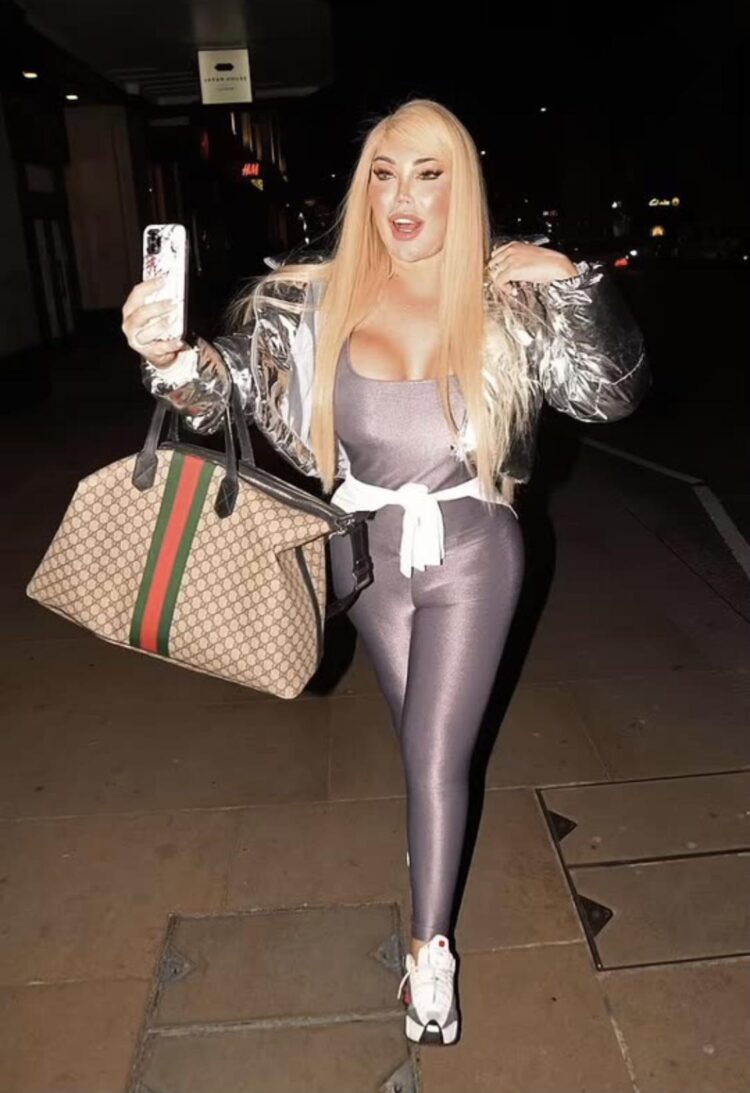 jessica alves feet 1