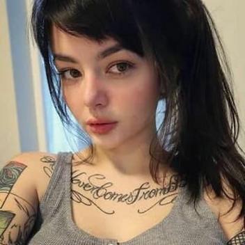 Jessica Beppler Feet