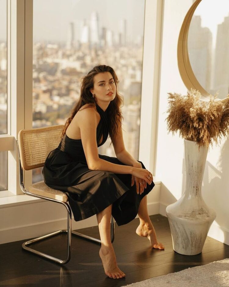 jessica clements feet 3