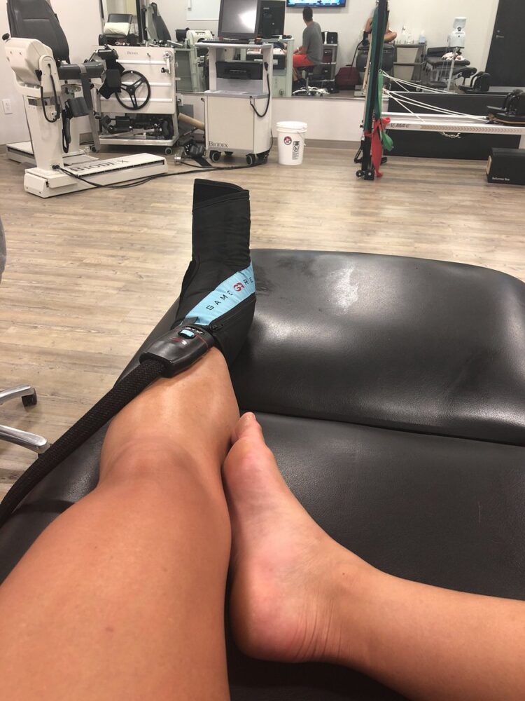 jessica eye feet