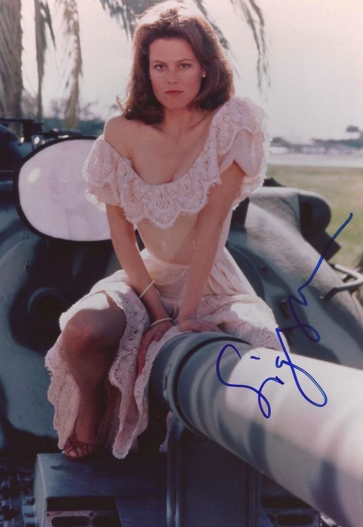 jessica fossey feet 4