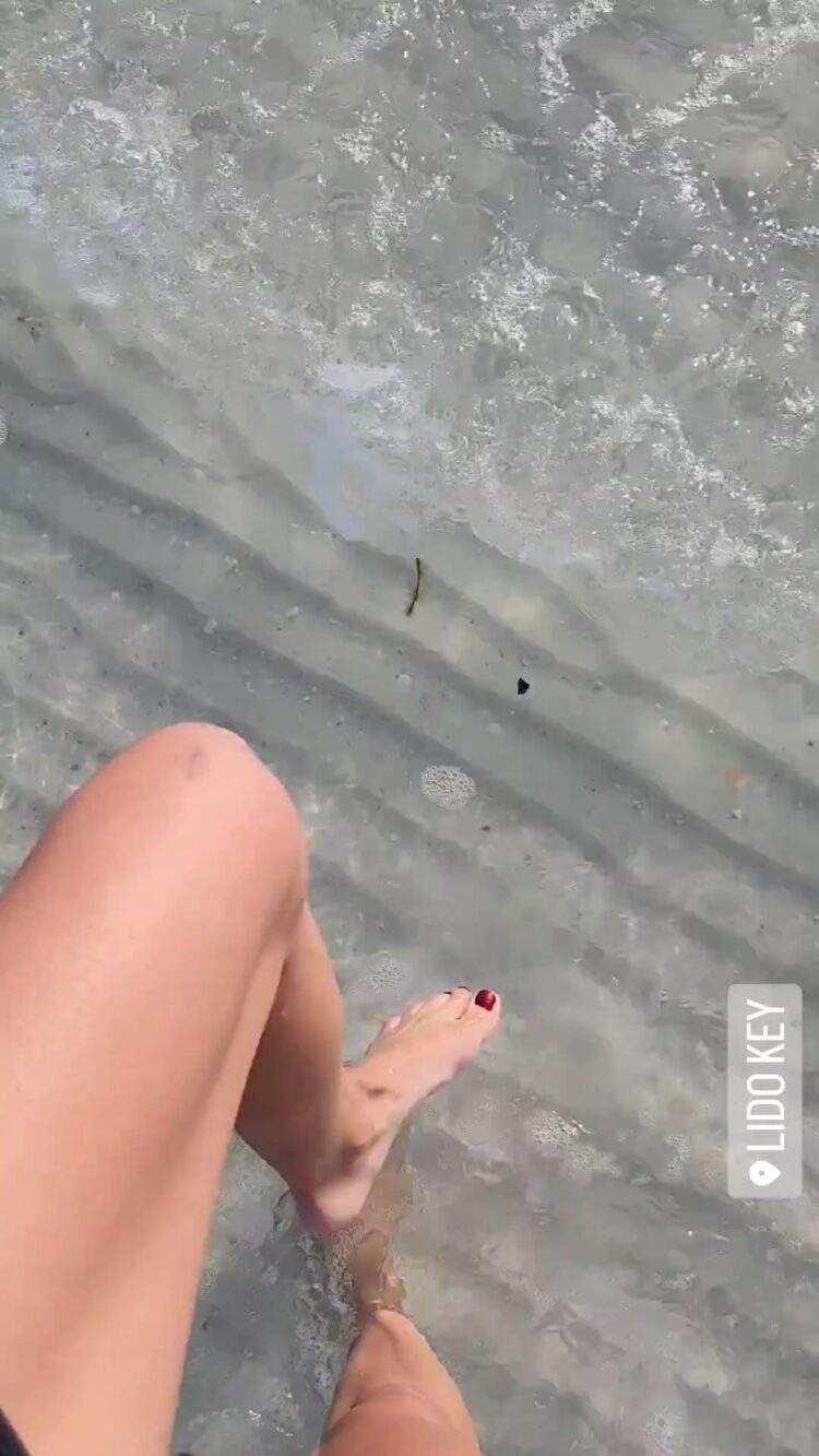 jessica franklin feet 2