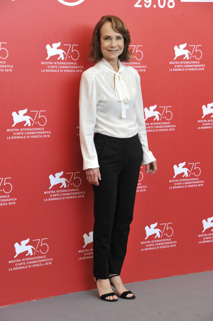 jessica harper feet scaled