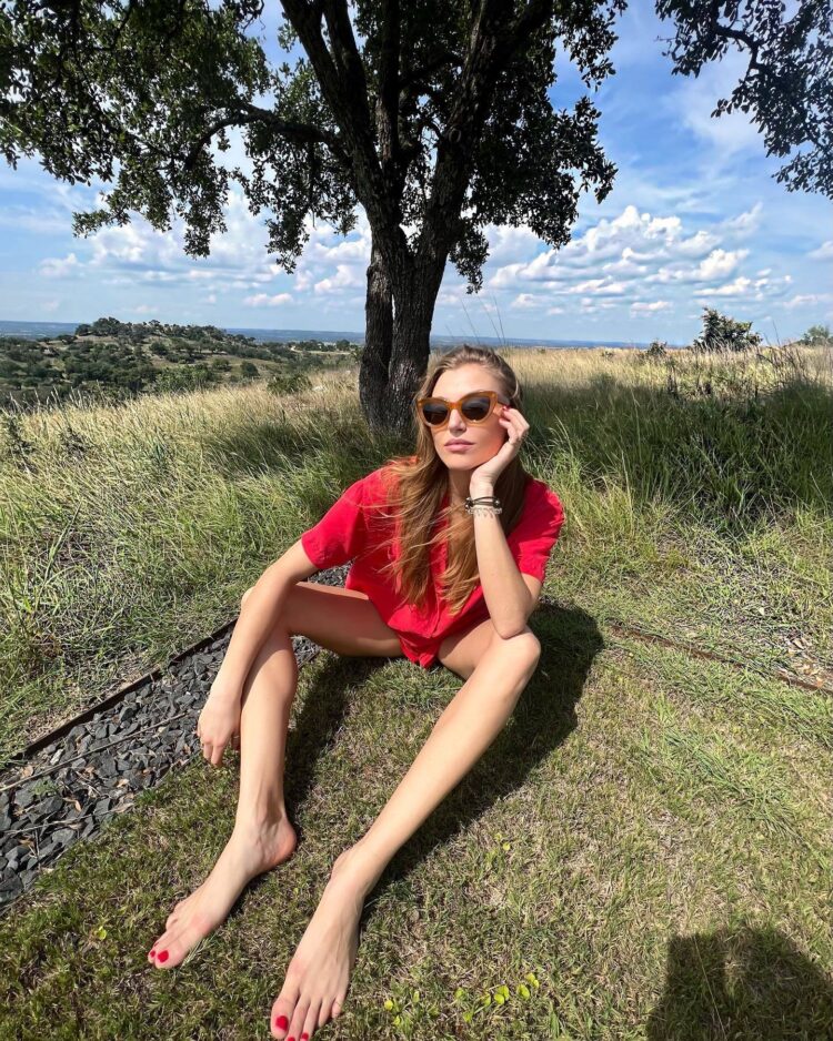 jessica hibert feet 5