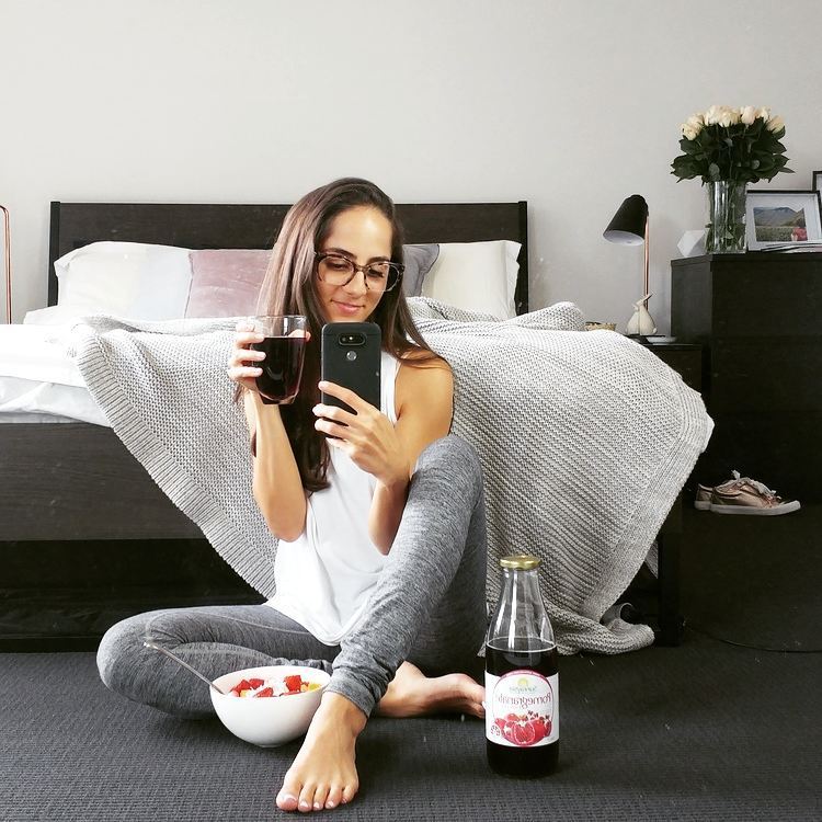 jessica holsman feet 3