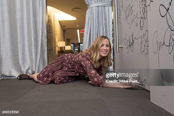 jessica knoll feet 6