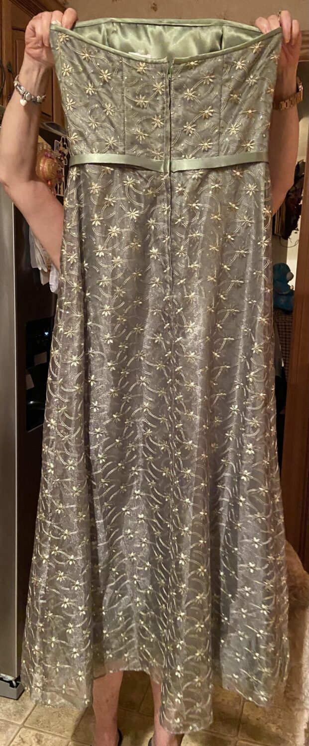 jessica mcclintock feet 4 scaled