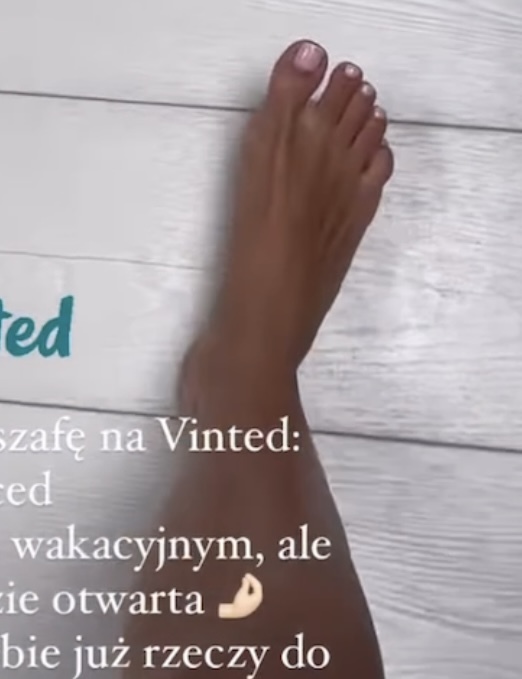 jessica mercedes feet 1