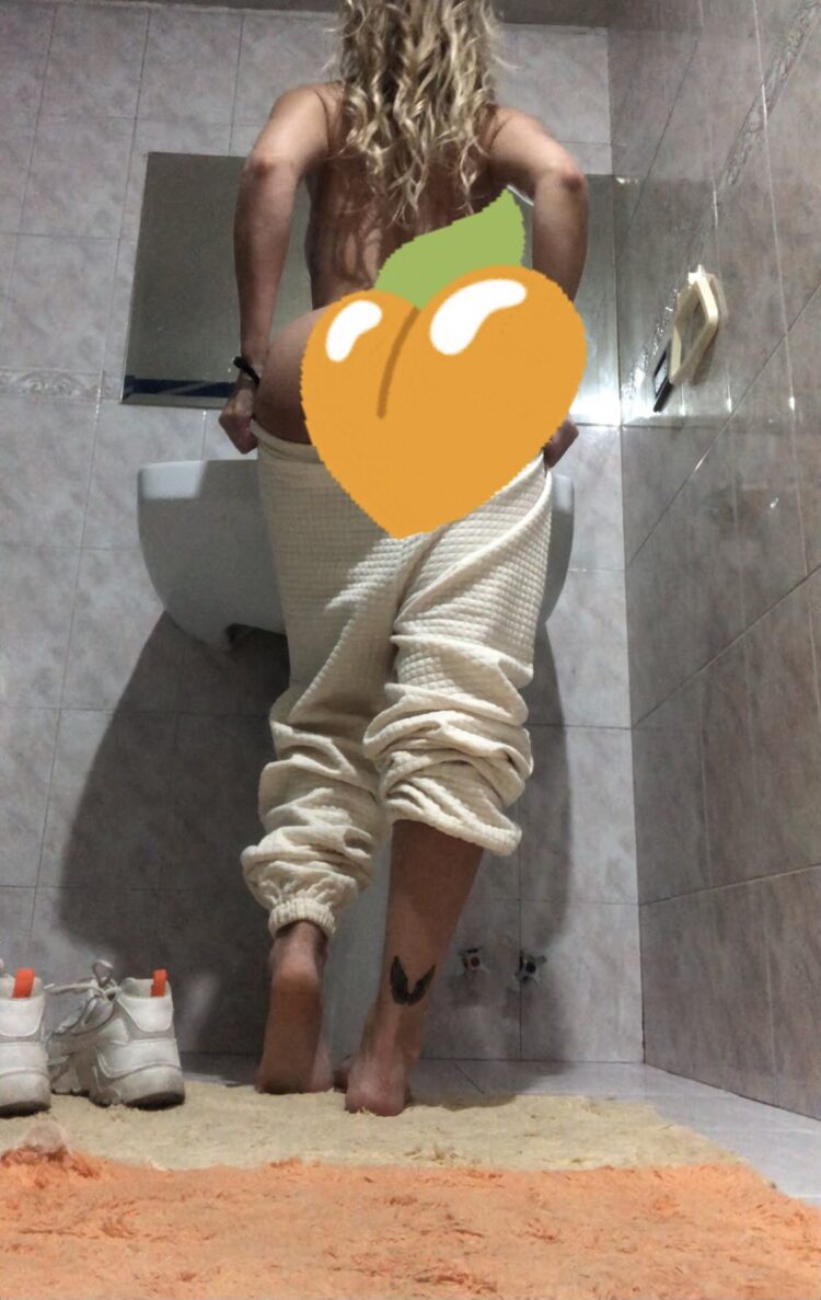 jessica pires feet 4