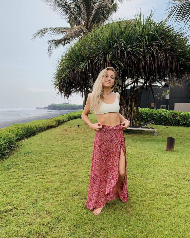 jessica richens feet 2