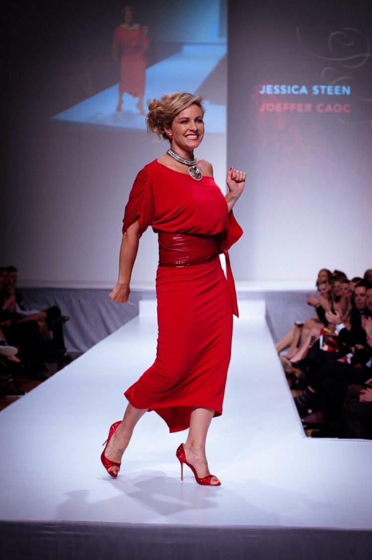 jessica steen feet 3