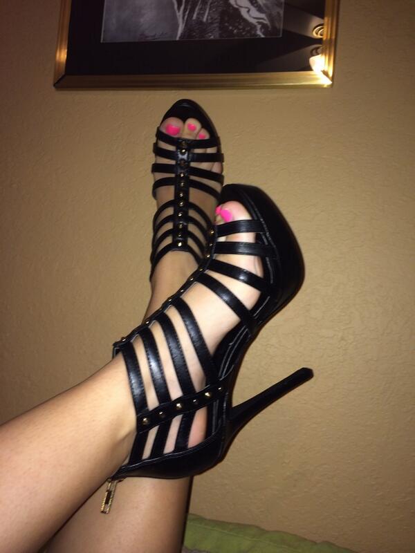 jessica vanessa feet 1