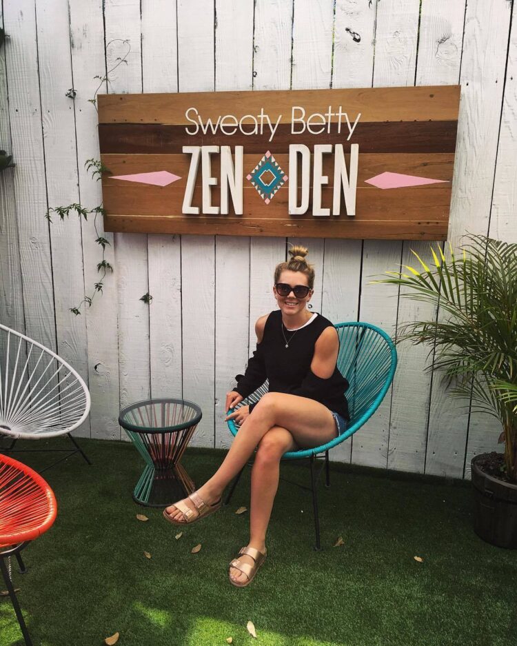 jessica varnish feet 6