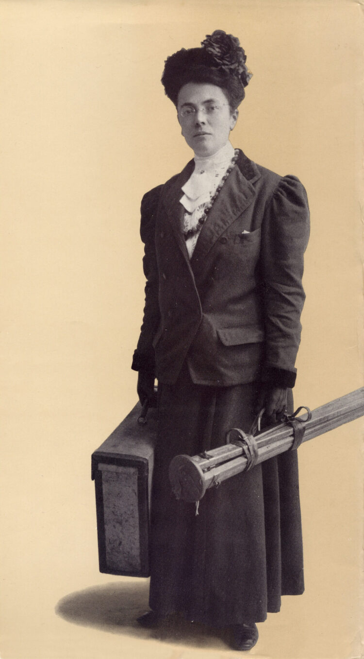 jessie tarbox beals feet 3 scaled