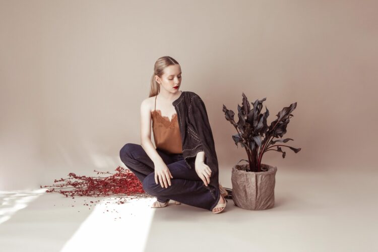 jesy almaguer feet scaled