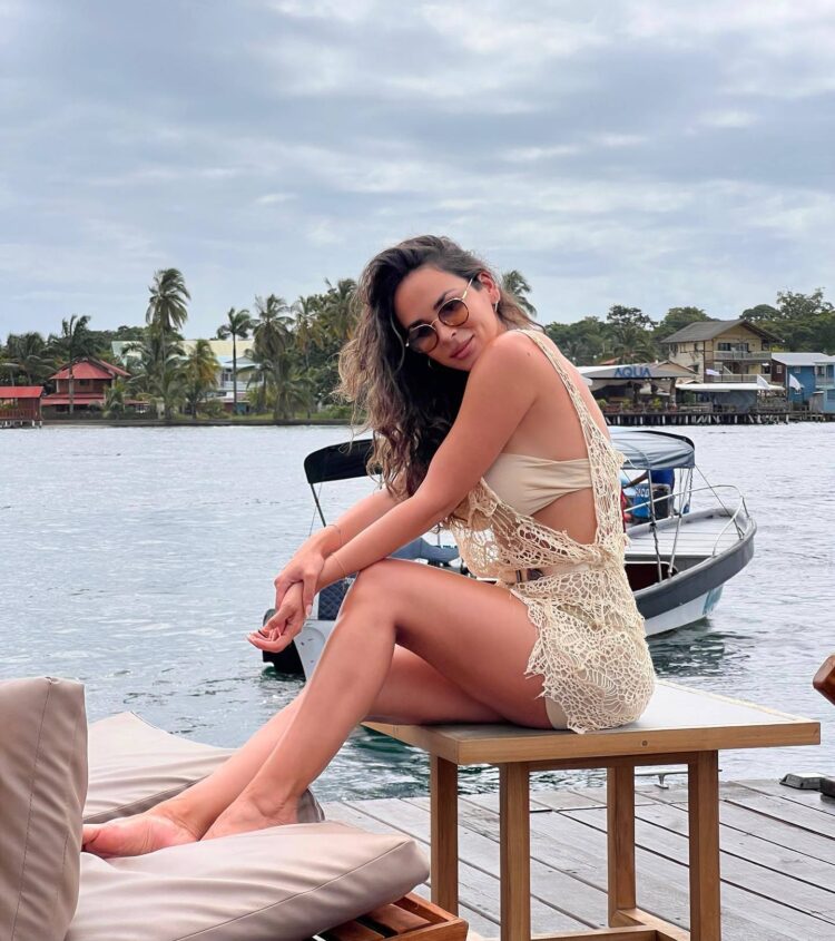 jhendelyn nunez feet 2