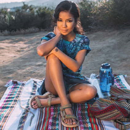 jhene aiko feet 5