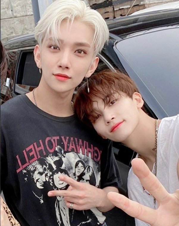 jhihan jeji twins feet 1