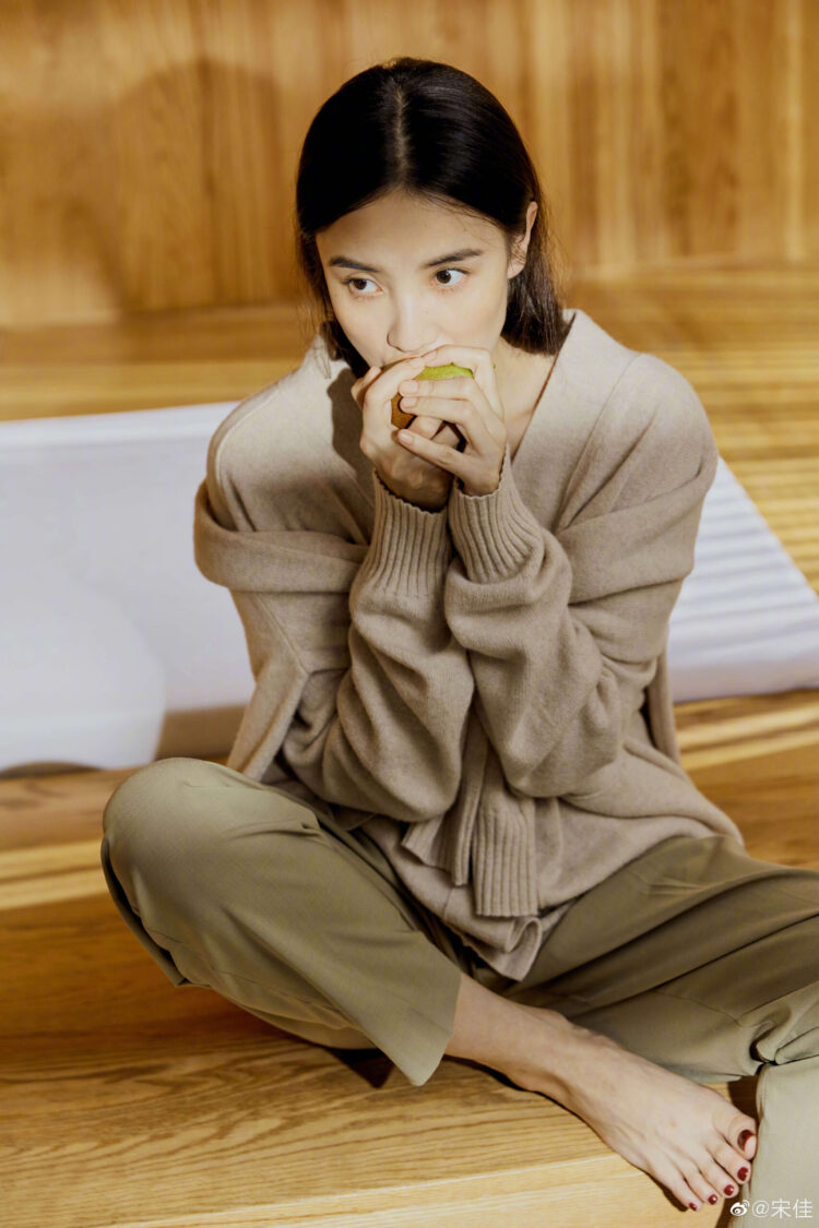 jia song feet 1 scaled