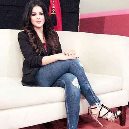 jigyasa singh feet 4