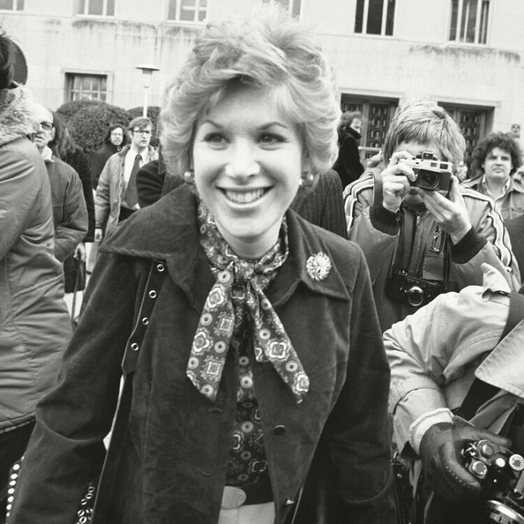 jill wine banks feet 4