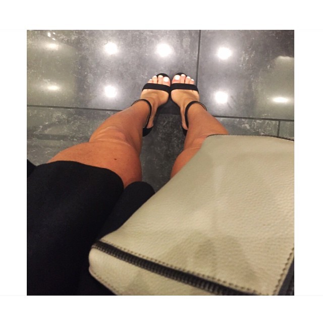 jillian anderson feet 2