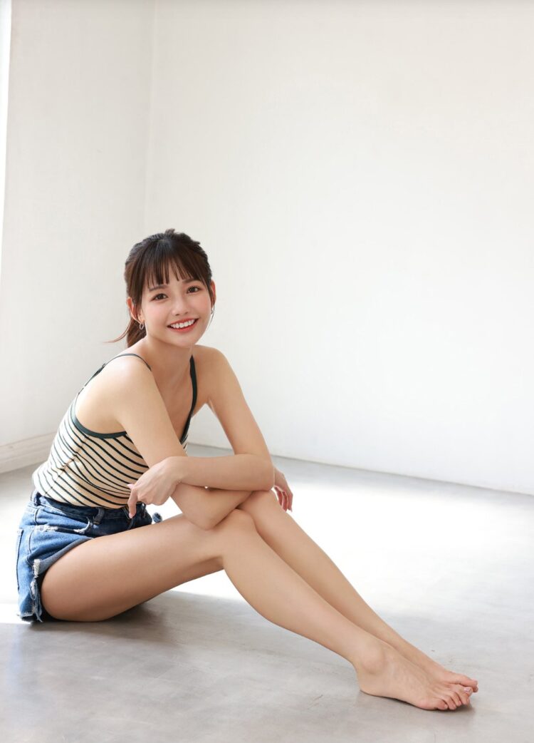 jin se yeon feet 6