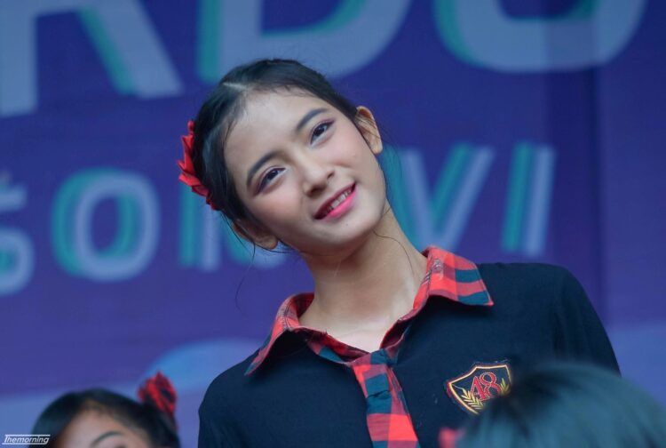 jinan safa safira feet 2