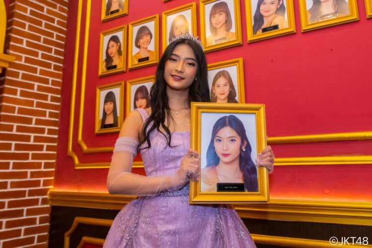 jinan safa safira feet 5