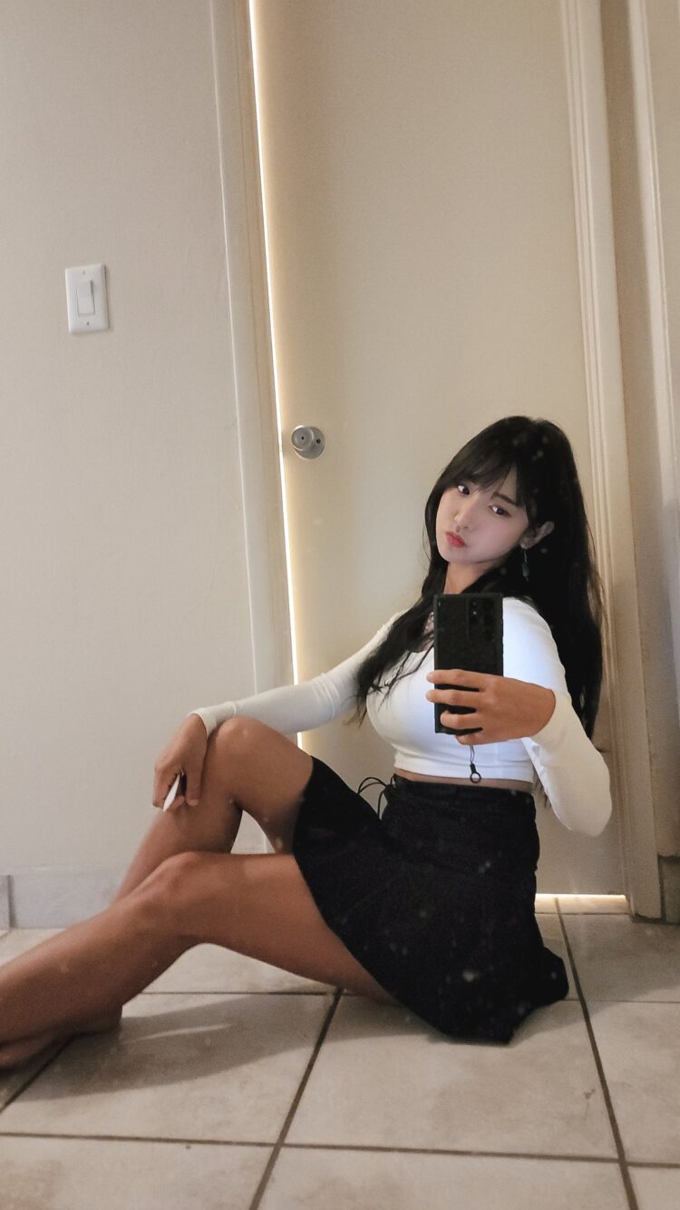 jinnytty feet 5
