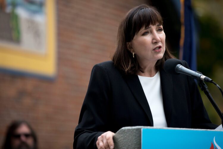 jo jorgensen feet 2 scaled