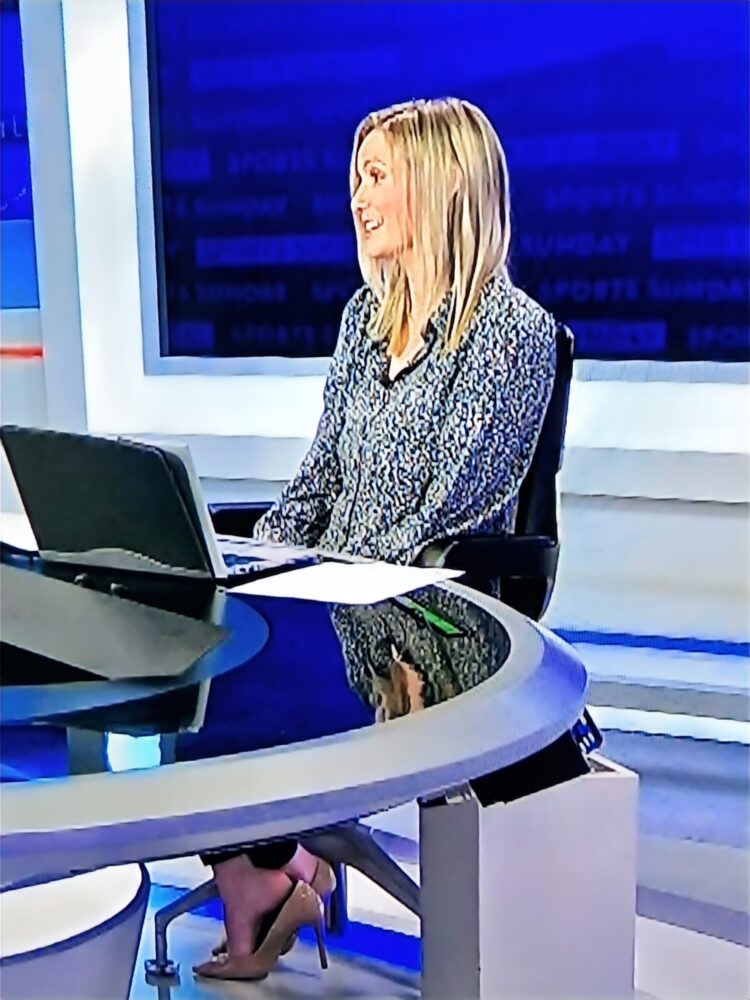 jo wilson feet scaled