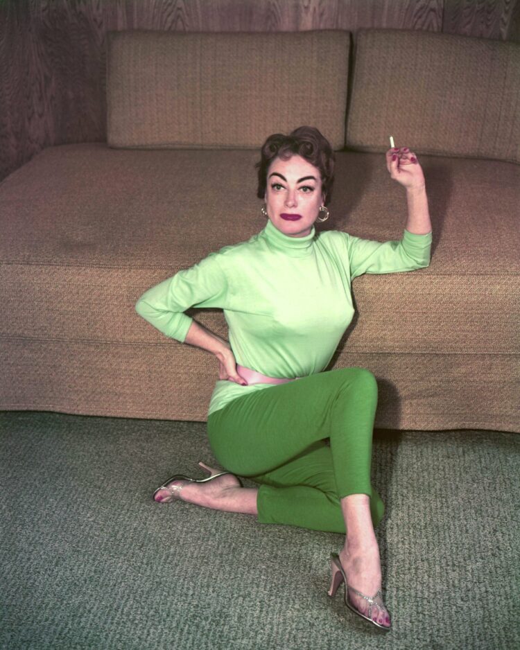 joan crawford feet 5 scaled