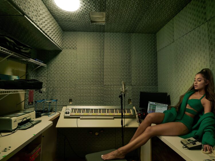 joan grande feet 5 scaled