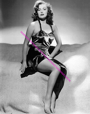 joan leslie feet