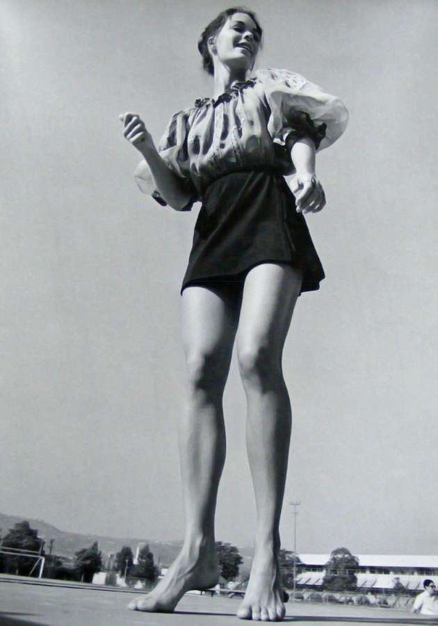 joanna cameron feet 1